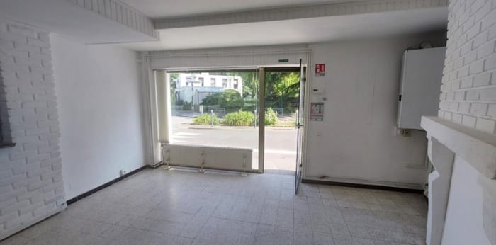 Image 2 sur 7 - Local  ·  Location · Anzin (59410) · 47m²