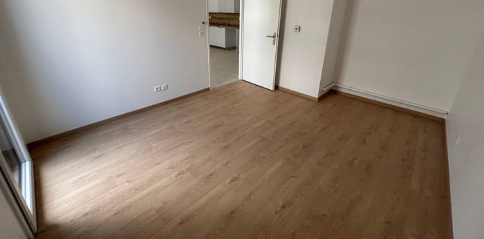 Image 4 sur 12 - Appartement  ·  Location · Fontaine Les Dijon (21121) · 2 pièces · 45m²