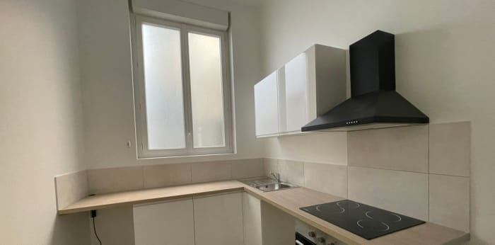 Image 2 sur 7 - Appartement  ·  Location · Reims (51100) · 4 pièces · 96m²