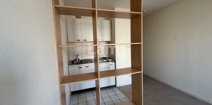 Image 8 sur 10 - Appartement  ·  Location · Dijon (21000) · 1 pièce · 21m²