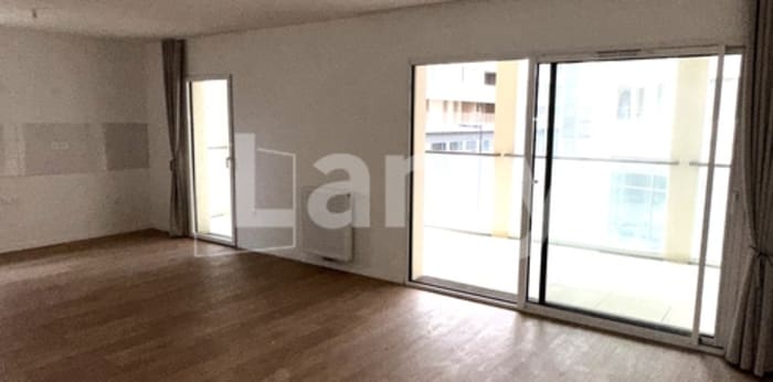 Image 3 sur 12 - Appartement  ·  Location · Bordeaux (33800) · 3 pièces · 70m²