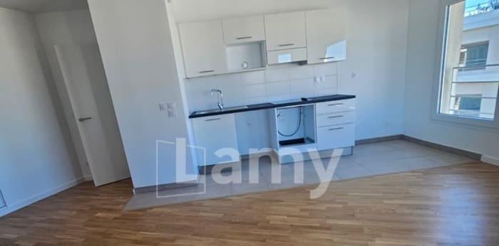 Image 1 sur 5 - Appartement  ·  Location · Bordeaux (33100) · 64m²