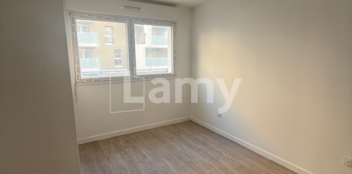 Image 5 sur 6 - Appartement  ·  Location · Lingolsheim (67380) · 2 pièces · 45m²