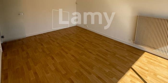 Image 2 sur 6 - Appartement  ·  Location · Bordeaux (33200) · 1 pièce · 26m²