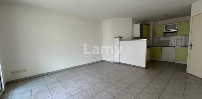 Image 5 sur 9 - Appartement  ·  Location · Bruges (33520) · 3 pièces · 57m²