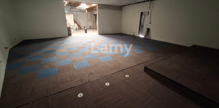 Image 6 sur 10 - Local  ·  Location · Marseille (13004) · 176m²