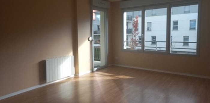 Image 1 sur 7 - Appartement  ·  Location · Reims (51100) · 3 pièces · 66m²