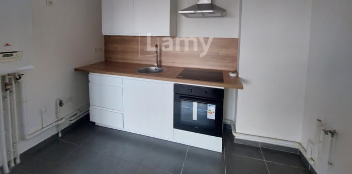 Image 3 sur 9 - Appartement  ·  Location · Roubaix (59100) · 2 pièces · 47m²