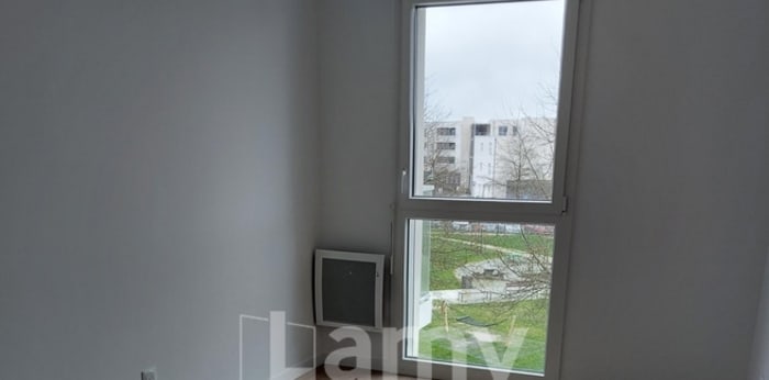 Image 5 sur 8 - Appartement  ·  Location · L Huisserie (53970) · 3 pièces · 63m²