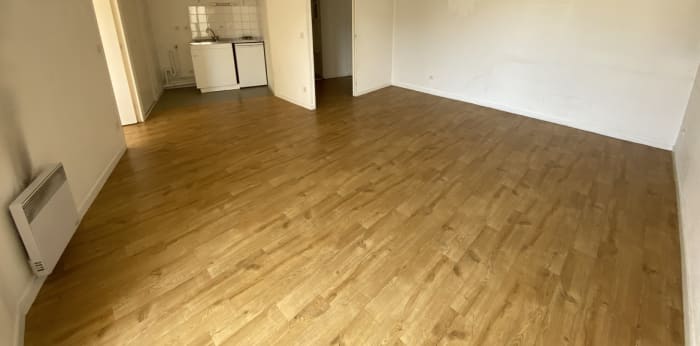 Image 1 sur 4 - Appartement  ·  Location · Nantes (44000) · 2 pièces · 40m²