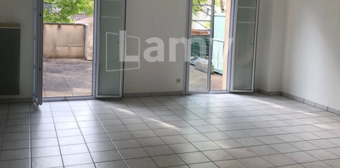 Image 1 sur 9 - Appartement  ·  Location · Bruges (33520) · 5 pièces · 115m²