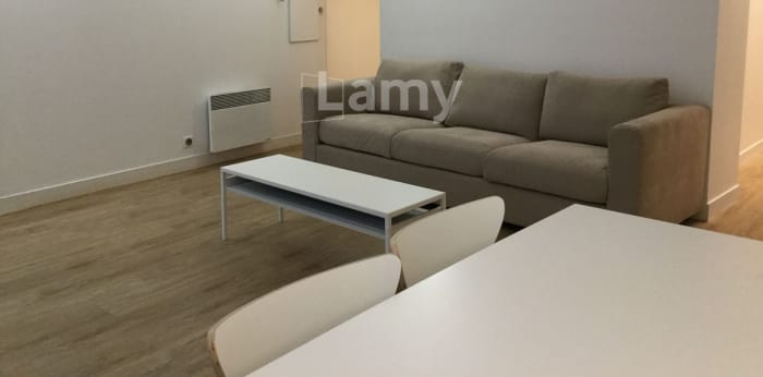 Image 1 sur 7 - Appartement  ·  Location · Bordeaux (33000) · 2 pièces · 42m²