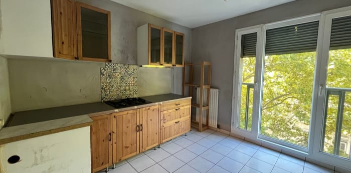 Image 2 sur 5 - Appartement  ·  Location · Lyon (69003) · 4 pièces · 98m²