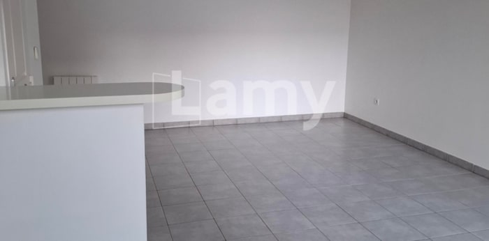 Image 2 sur 10 - Appartement  ·  Location · Nantes (44100) · 3 pièces · 62m²