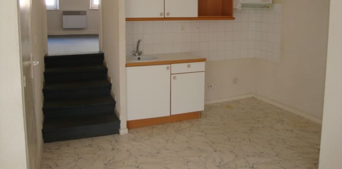 Image 3 sur 6 - Appartement  ·  Location · Issoire (63500) · 2 pièces · 38m²