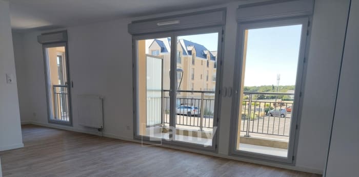 Image 2 sur 5 - Appartement  ·  Location · Montbazon (37250) · 1 pièce · 34m²