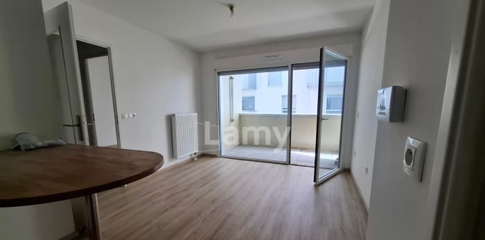 Image 9 sur 10 - Appartement  ·  Location · Lille (59000) · 2 pièces · 40m²