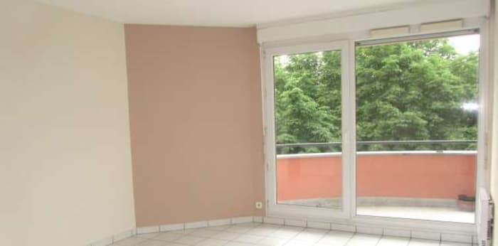 Image 2 sur 10 - Appartement  ·  Location · Dijon (21000) · 2 pièces · 49m²