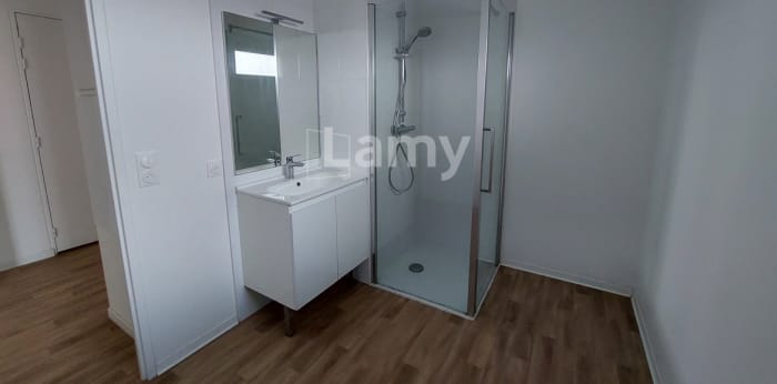 Image 6 sur 6 - Appartement  ·  Location · Amiens (80000) · 3 pièces · 67m²