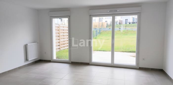 Image 3 sur 8 - Maison/villa  ·  Location · Epernon (28230) · 4 pièces · 88m²