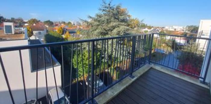 Image 1 sur 8 - Appartement  ·  Location · Reze (44400) · 3 pièces · 62m²