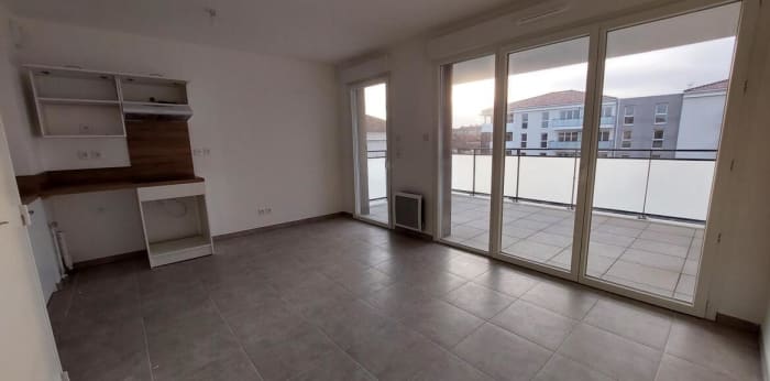 Image 2 sur 9 - Appartement  ·  Location · Avignon (84000) · 3 pièces · 61m²