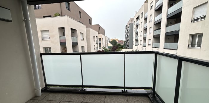 Image 5 sur 7 - Appartement  ·  Location · Villeurbanne (69100) · 2 pièces · 43m²
