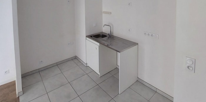 Image 3 sur 8 - Appartement  ·  Location · Bordeaux (33800) · 3 pièces · 65m²