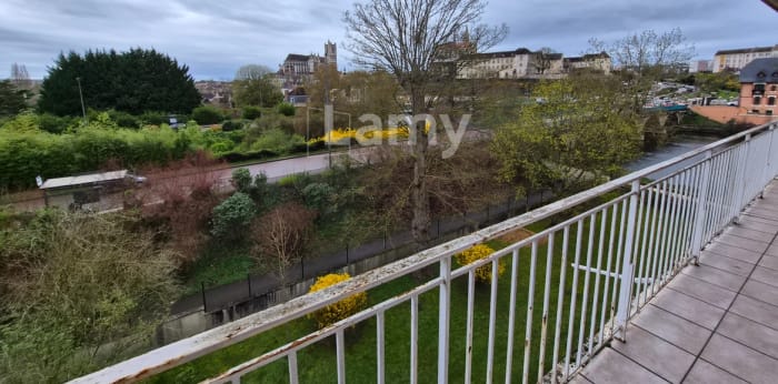 Image 12 sur 14 - Appartement  ·  Location · Auxerre (89000) · 3 pièces · 70m²