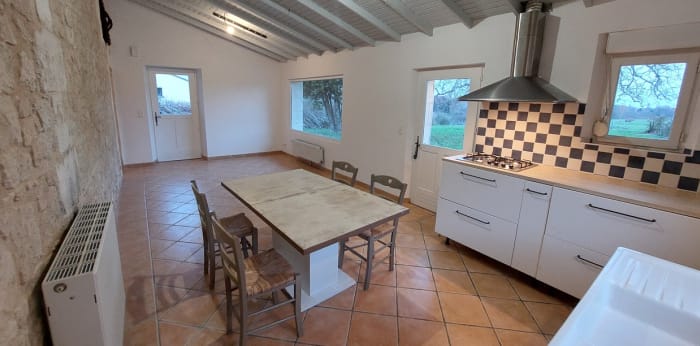 Image 3 sur 6 - Maison/villa  ·  Location · Villegouge (33141) · 3 pièces · 74m²