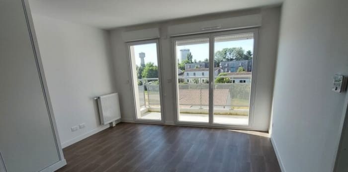 Image 2 sur 7 - Appartement  ·  Location · Poitiers (86000) · 4 pièces · 71m²