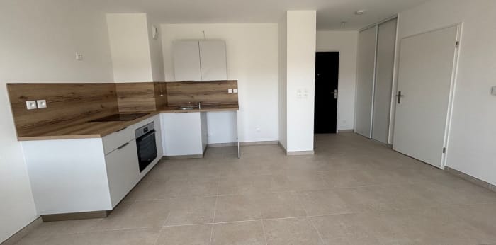 Image 3 sur 11 - Appartement  ·  Location · Fontaine Les Dijon (21121) · 2 pièces · 45m²