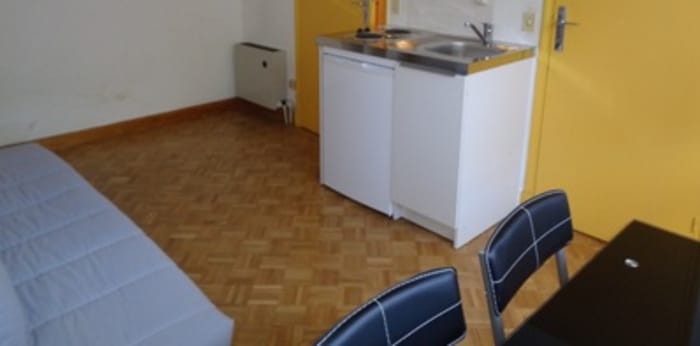 Image 2 sur 6 - Appartement  ·  Location · Aix En Provence (13100) · 1 pièce · 20m²