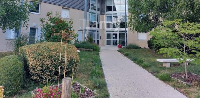 Image 1 sur 3 - Appartement  ·  Location · Reims (51100) · 1 pièce · 17m²