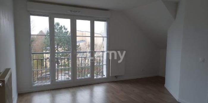 Image 1 sur 7 - Appartement  ·  Location · Vaureal (95490) · 2 pièces · 44m²