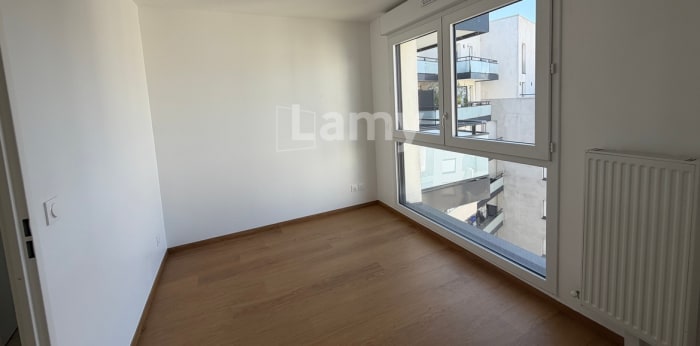 Image 2 sur 9 - Appartement  ·  Location · Rouen (76000) · 4 pièces · 75m²