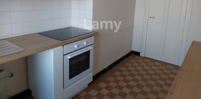 Image 4 sur 9 - Appartement  ·  Location · Chalon Sur Saone (71100) · 4 pièces · 98m²