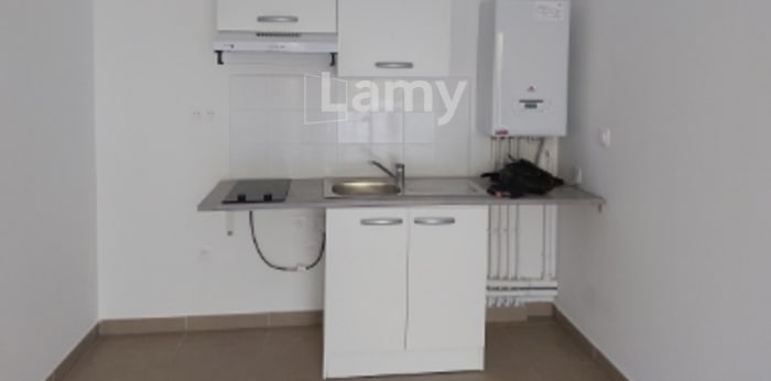 Image 4 sur 10 - Appartement  ·  Location · Nimes (30900) · 2 pièces · 46m²