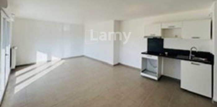 Image 1 sur 6 - Appartement  ·  Location · Thonon Les Bains (74200) · 3 pièces · 62m²
