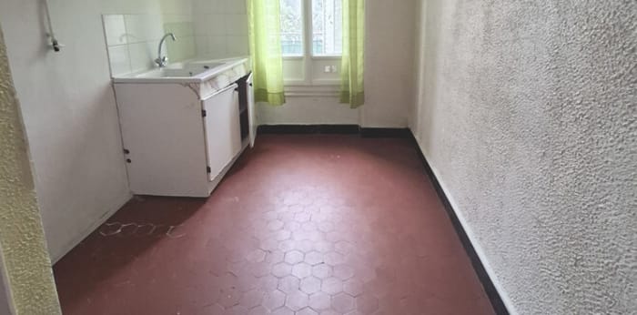 Image 2 sur 9 - Appartement  ·  Location · Marseille (13004) · 2 pièces · 46m²