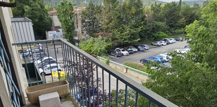 Image 8 sur 9 - Appartement  ·  Location · Aix En Provence (13100) · 3 pièces · 54m²