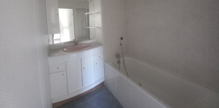Image 9 sur 13 - Appartement  ·  Location · Deville Les Rouen (76250) · 3 pièces · 62m²