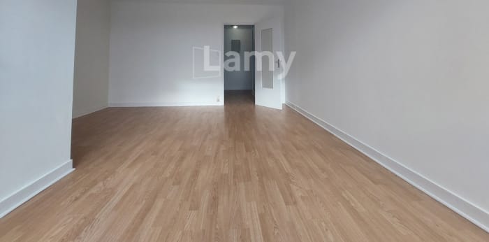 Image 2 sur 9 - Appartement  ·  Location · Limoges (87100) · 1 pièce · 35m²