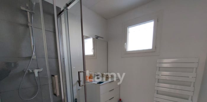 Image 3 sur 7 - Appartement  ·  Location · Malijai (04350) · 3 pièces · 53m²