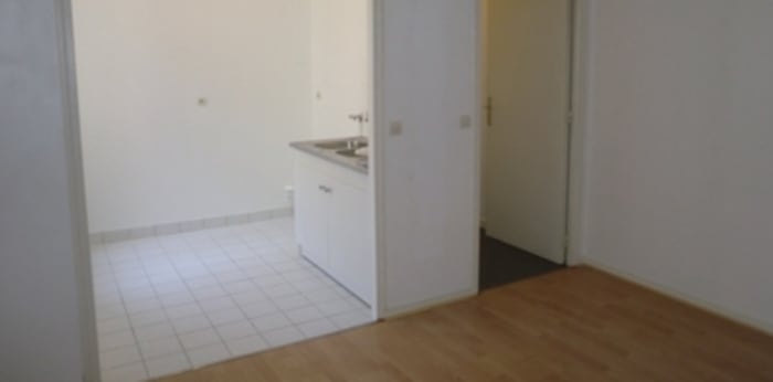 Image 2 sur 4 - Appartement  ·  Location · Paris (75009) · 2 pièces · 54m²