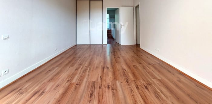 Image 9 sur 13 - Maison/villa  ·  Location · Panazol (87350) · 6 pièces · 150m²