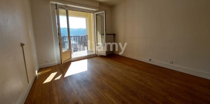 Image 4 sur 12 - Appartement  ·  Location · Besancon (25000) · 3 pièces · 62m²