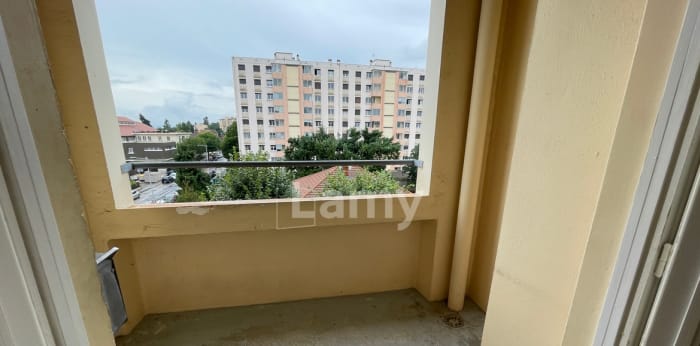 Image 4 sur 7 - Appartement  ·  Location · Villefranche Sur Saone (69400) · 3 pièces · 59m²