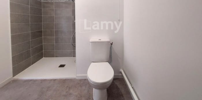 Image 9 sur 10 - Appartement  ·  Location · Couzeix (87270) · 2 pièces · 45m²