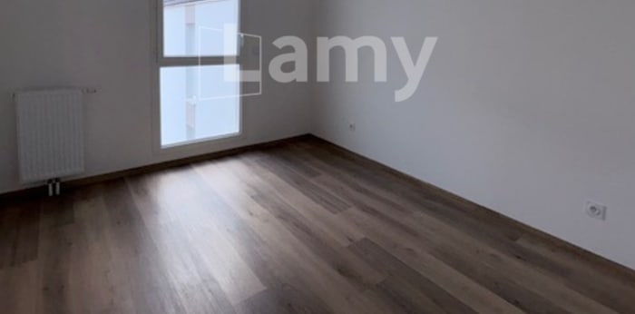 Image 5 sur 9 - Appartement  ·  Location · Clermont Ferrand (63100) · 3 pièces · 67m²